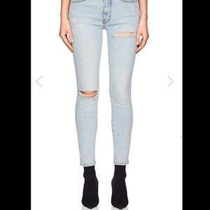 Adaptation grind distressed jeans